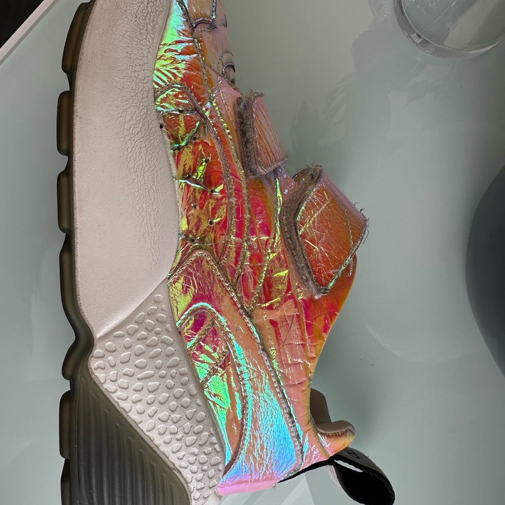 Stella McCartney Iridescent iridescent sneakers woman’s size 6 1/2   - 7 - Picture 8 of 16